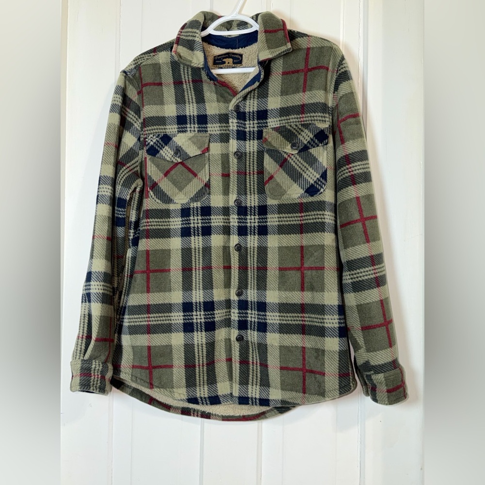 Mens freedom Foundry Plaid Button-Up coat size medium plush Sherpa lined jacket